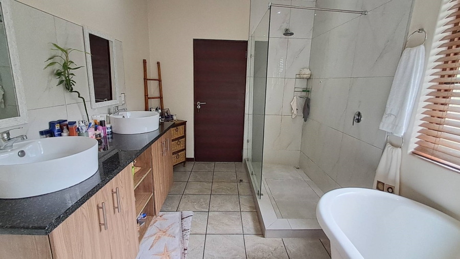 To Let 0 Bedroom Property for Rent in Sonheuwel Mpumalanga