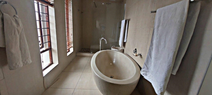 4 Bedroom Property for Sale in The Rest Nature Estate Mpumalanga