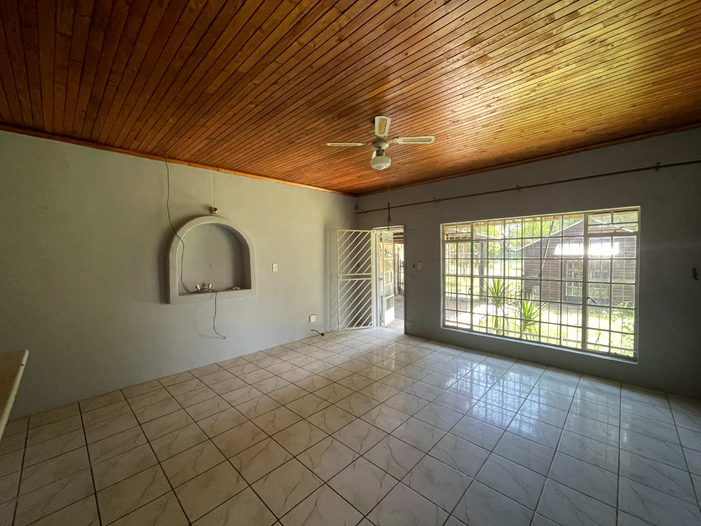 10 Bedroom Property for Sale in Rietkol Mpumalanga