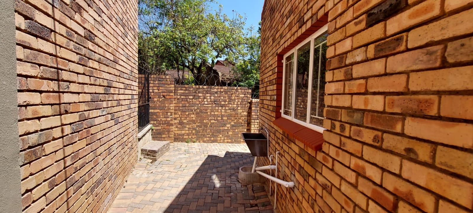 3 Bedroom Property for Sale in Sonheuwel Mpumalanga