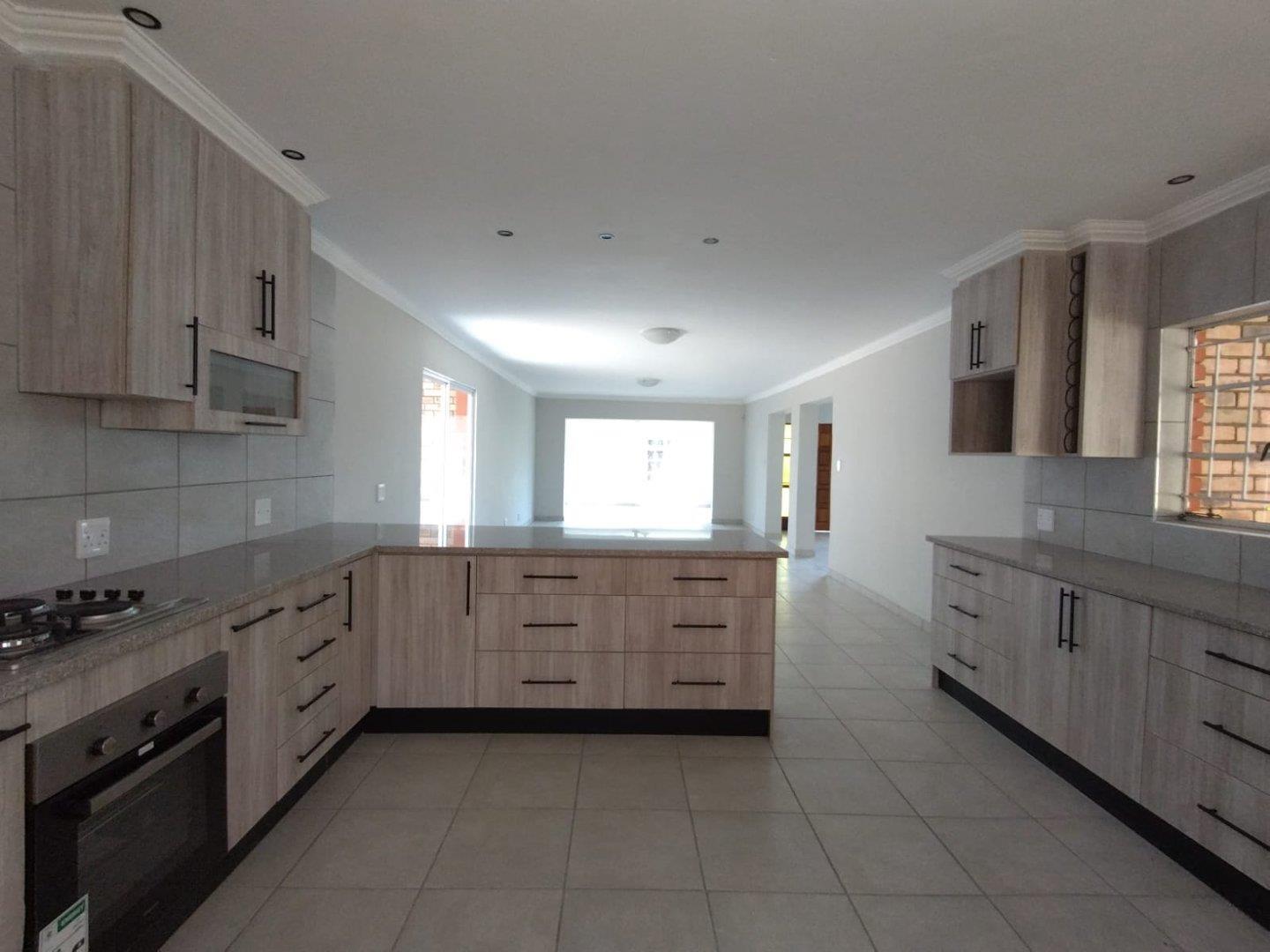 3 Bedroom Property for Sale in Sonheuwel Mpumalanga