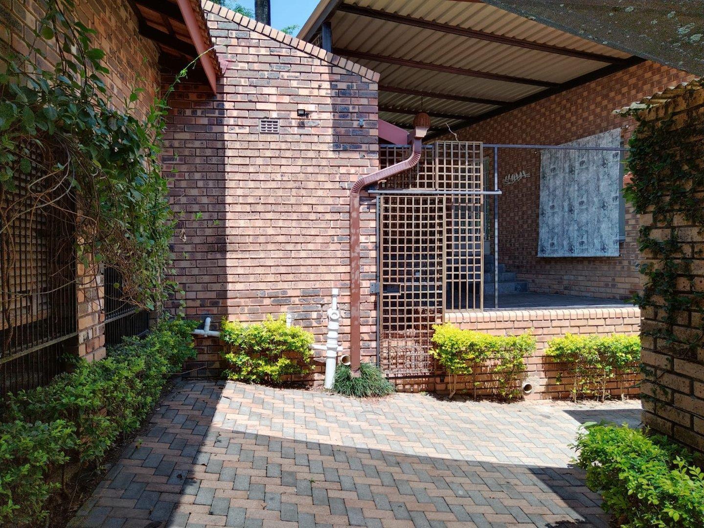 3 Bedroom Property for Sale in Sonheuwel Mpumalanga