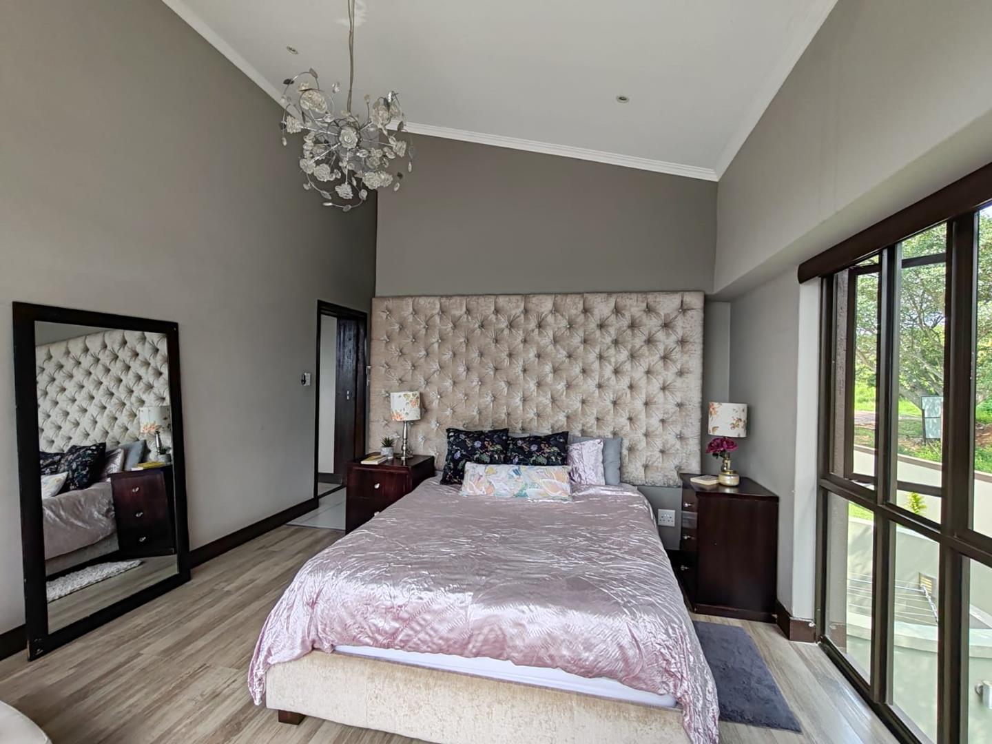 5 Bedroom Property for Sale in Drum Rock Mpumalanga