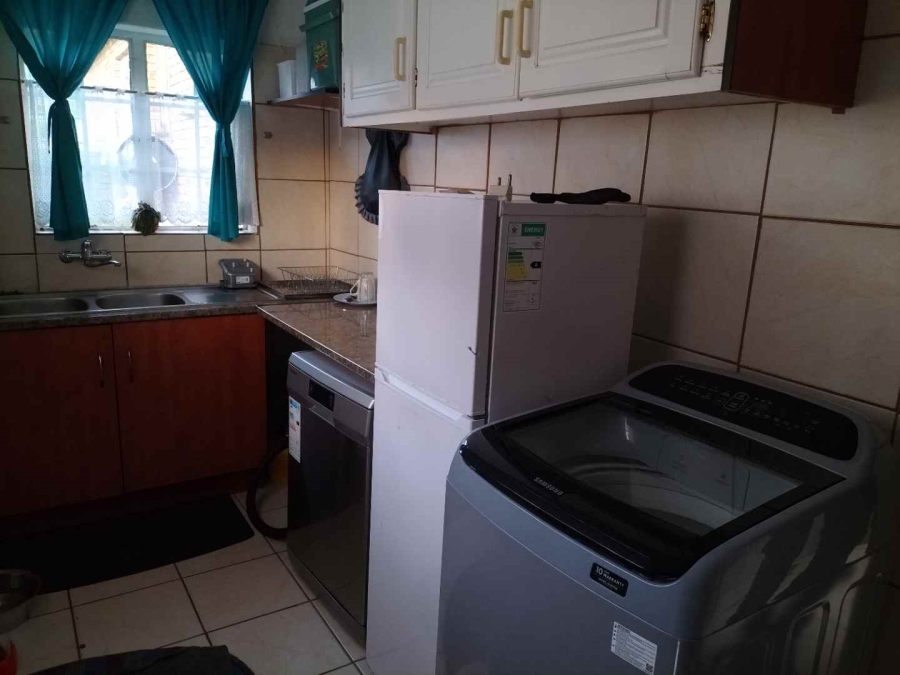2 Bedroom Property for Sale in Nelspruit Mpumalanga