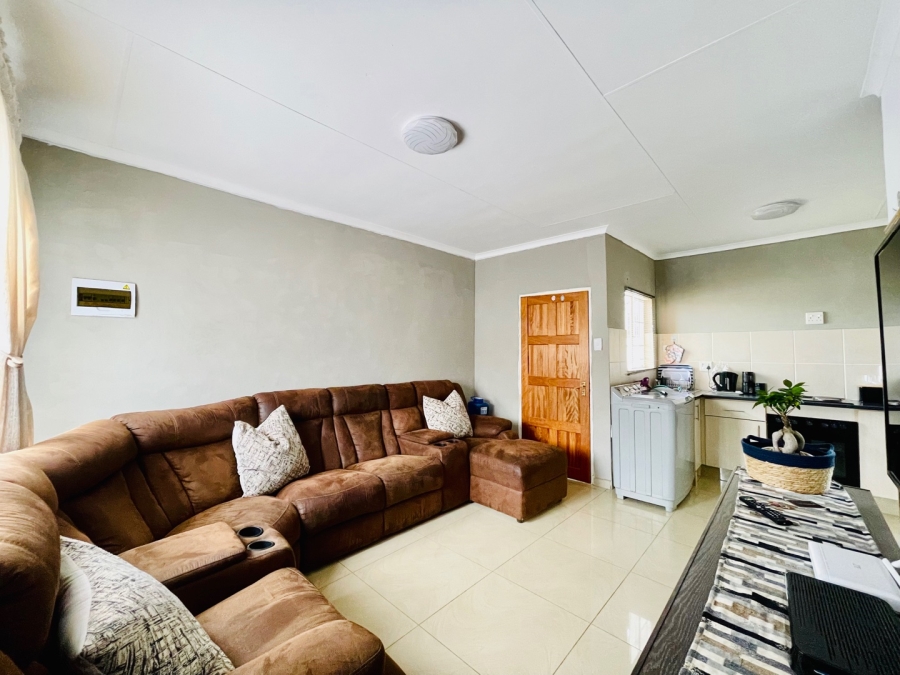 3 Bedroom Property for Sale in Hlalamandi Mpumalanga