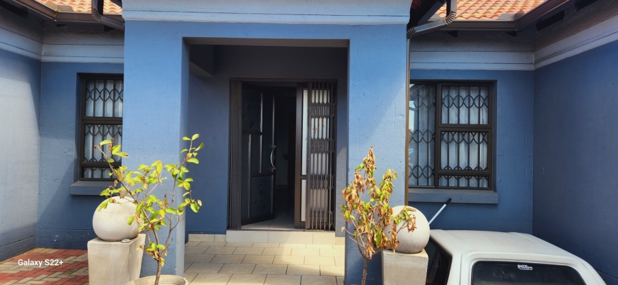 To Let 4 Bedroom Property for Rent in Aerorand Mpumalanga