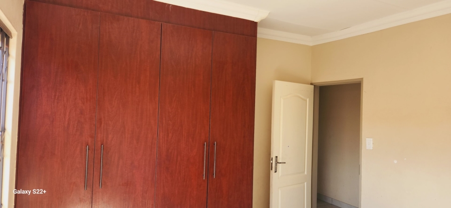 To Let 4 Bedroom Property for Rent in Aerorand Mpumalanga