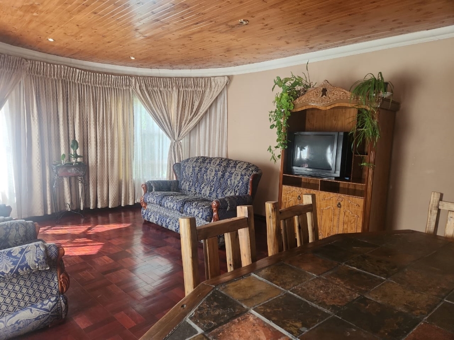 4 Bedroom Property for Sale in Standerton Mpumalanga