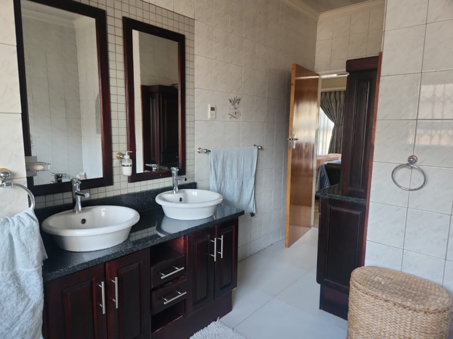 4 Bedroom Property for Sale in Meyerville Mpumalanga