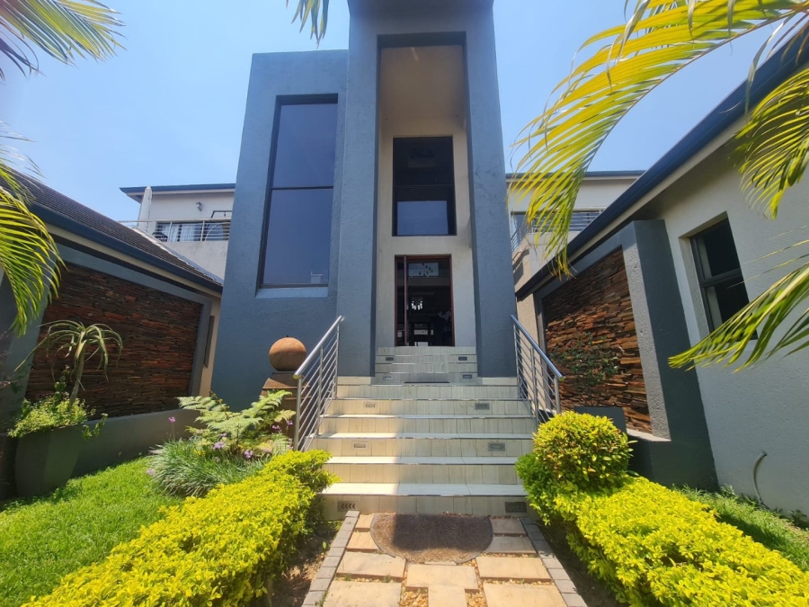 5 Bedroom Property for Sale in Elawini Lifestyle Estate Mpumalanga