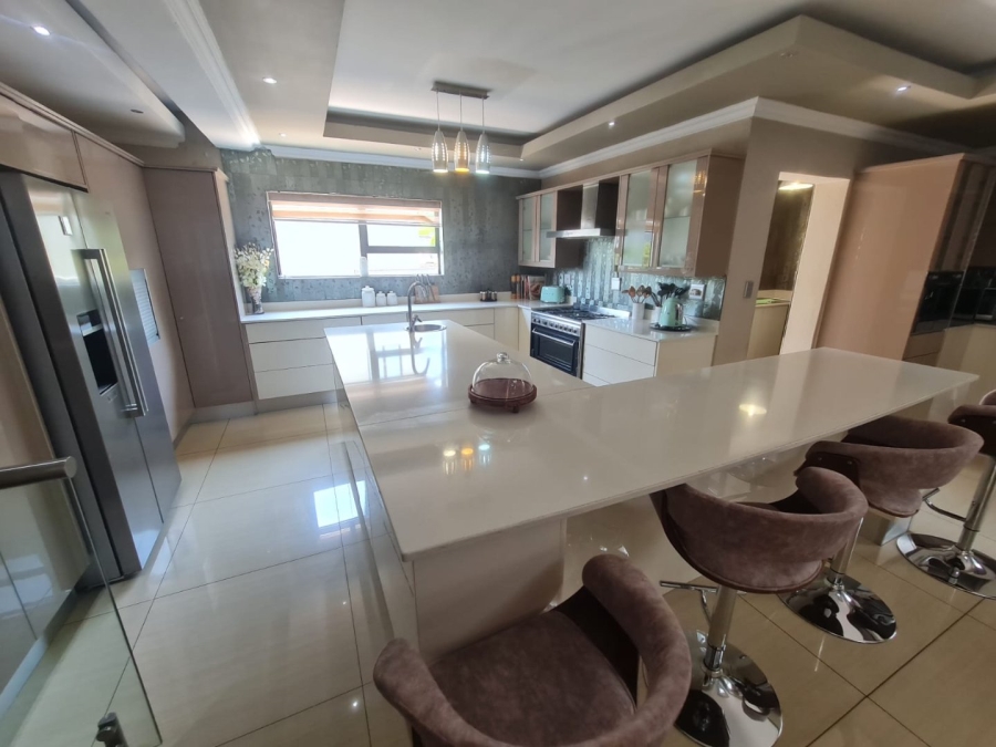 5 Bedroom Property for Sale in Elawini Lifestyle Estate Mpumalanga