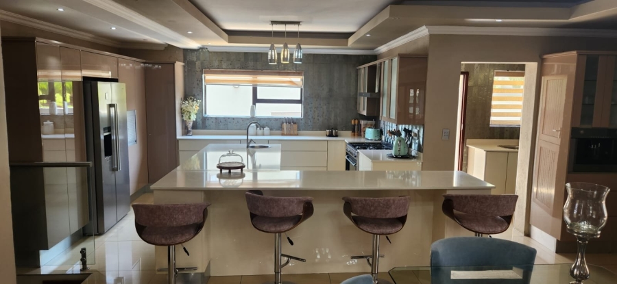 5 Bedroom Property for Sale in Elawini Lifestyle Estate Mpumalanga