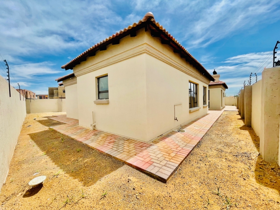 4 Bedroom Property for Sale in Aerorand Mpumalanga