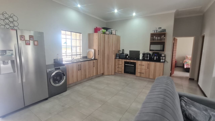 2 Bedroom Property for Sale in White River Ext 16 Mpumalanga