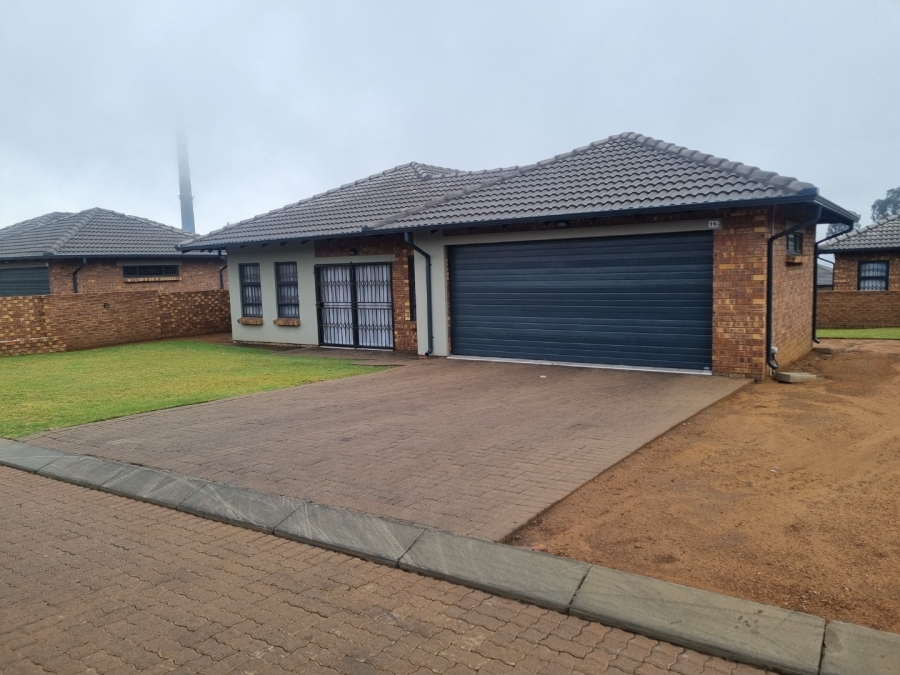 To Let 3 Bedroom Property for Rent in Witbank Ext 10 Mpumalanga