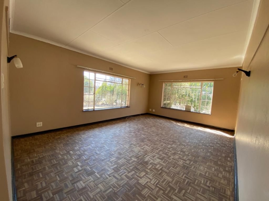 3 Bedroom Property for Sale in Flora Park Mpumalanga