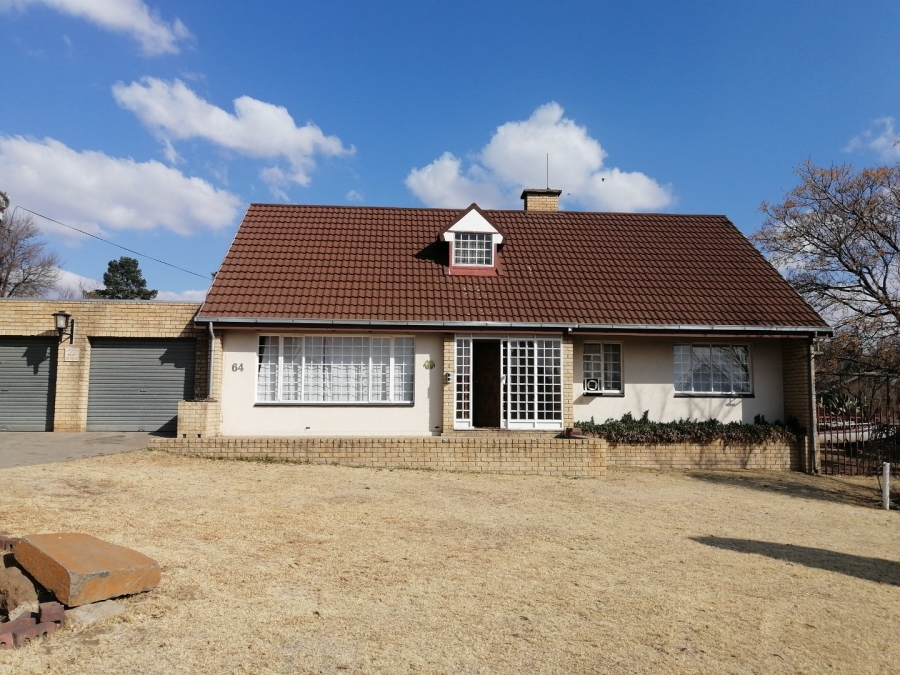 To Let 4 Bedroom Property for Rent in Meyerville Mpumalanga