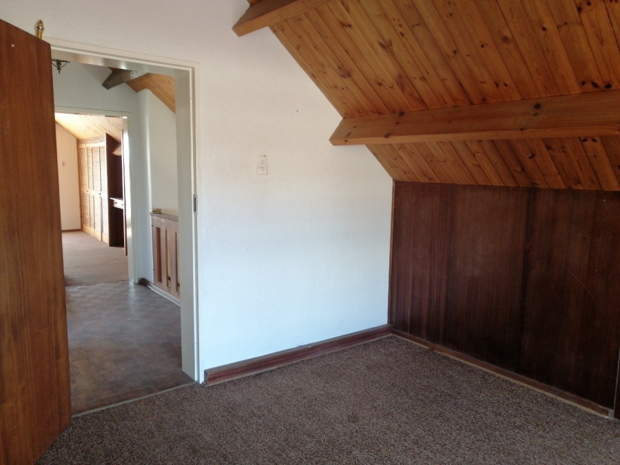 To Let 4 Bedroom Property for Rent in Meyerville Mpumalanga