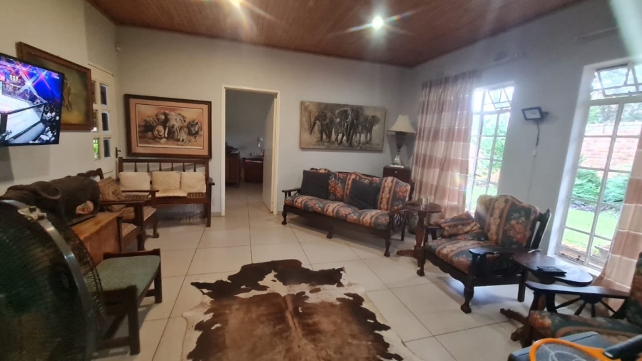 5 Bedroom Property for Sale in Kingsview Ext 1 Mpumalanga