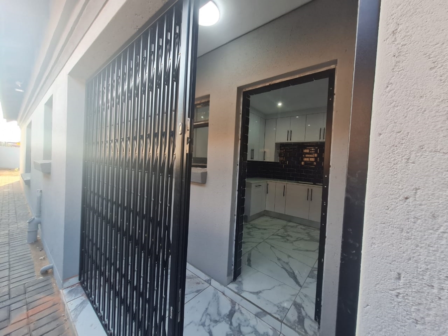 4 Bedroom Property for Sale in Aerorand Mpumalanga