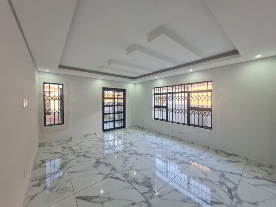 4 Bedroom Property for Sale in Aerorand Mpumalanga