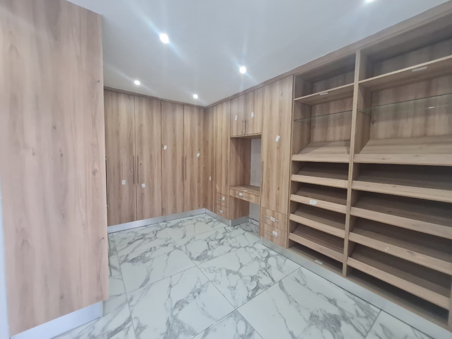 4 Bedroom Property for Sale in Aerorand Mpumalanga
