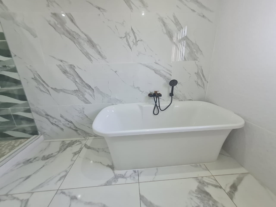 4 Bedroom Property for Sale in Aerorand Mpumalanga