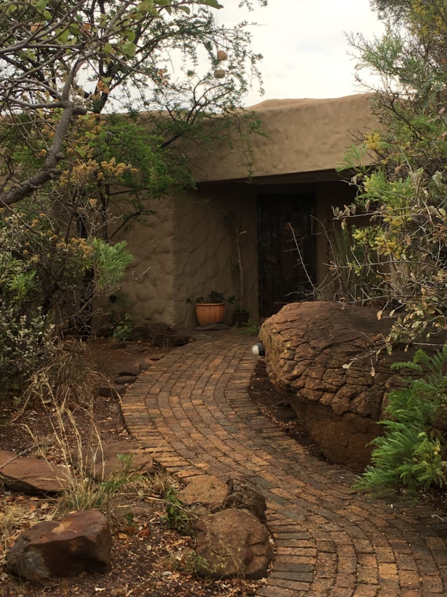 3 Bedroom Property for Sale in Witbank Rural Mpumalanga