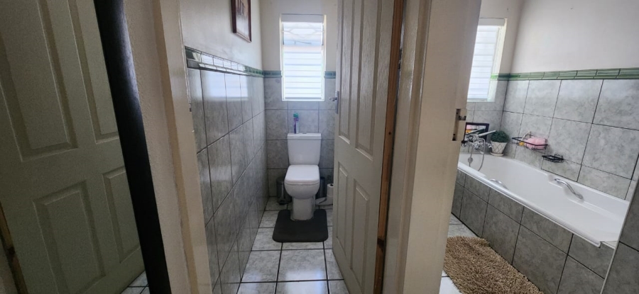 To Let 3 Bedroom Property for Rent in Meyerville Mpumalanga