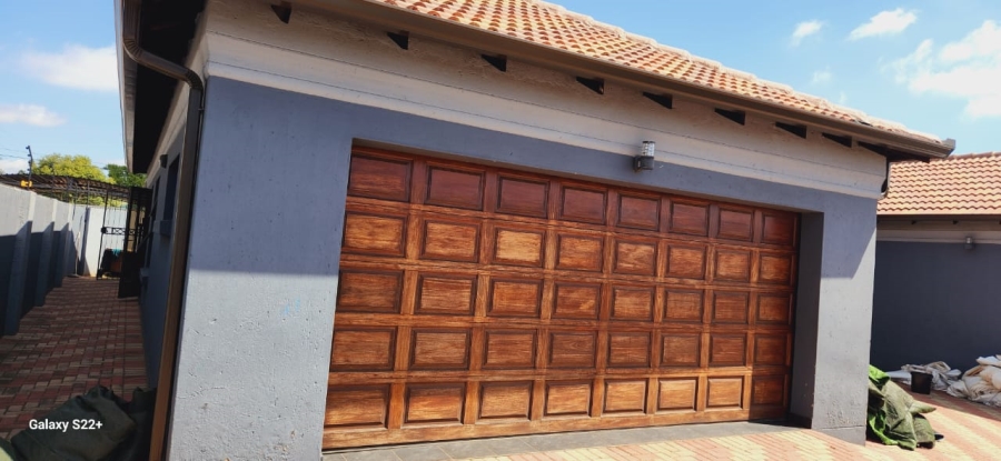 4 Bedroom Property for Sale in Middelburg Central Mpumalanga