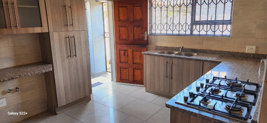 4 Bedroom Property for Sale in Middelburg Central Mpumalanga