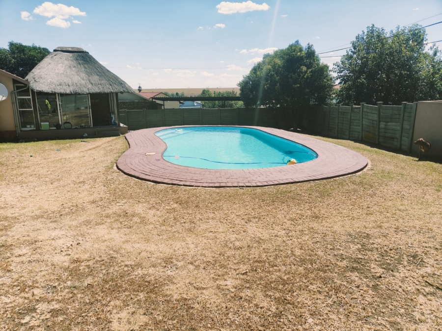 3 Bedroom Property for Sale in Sunset Park Mpumalanga