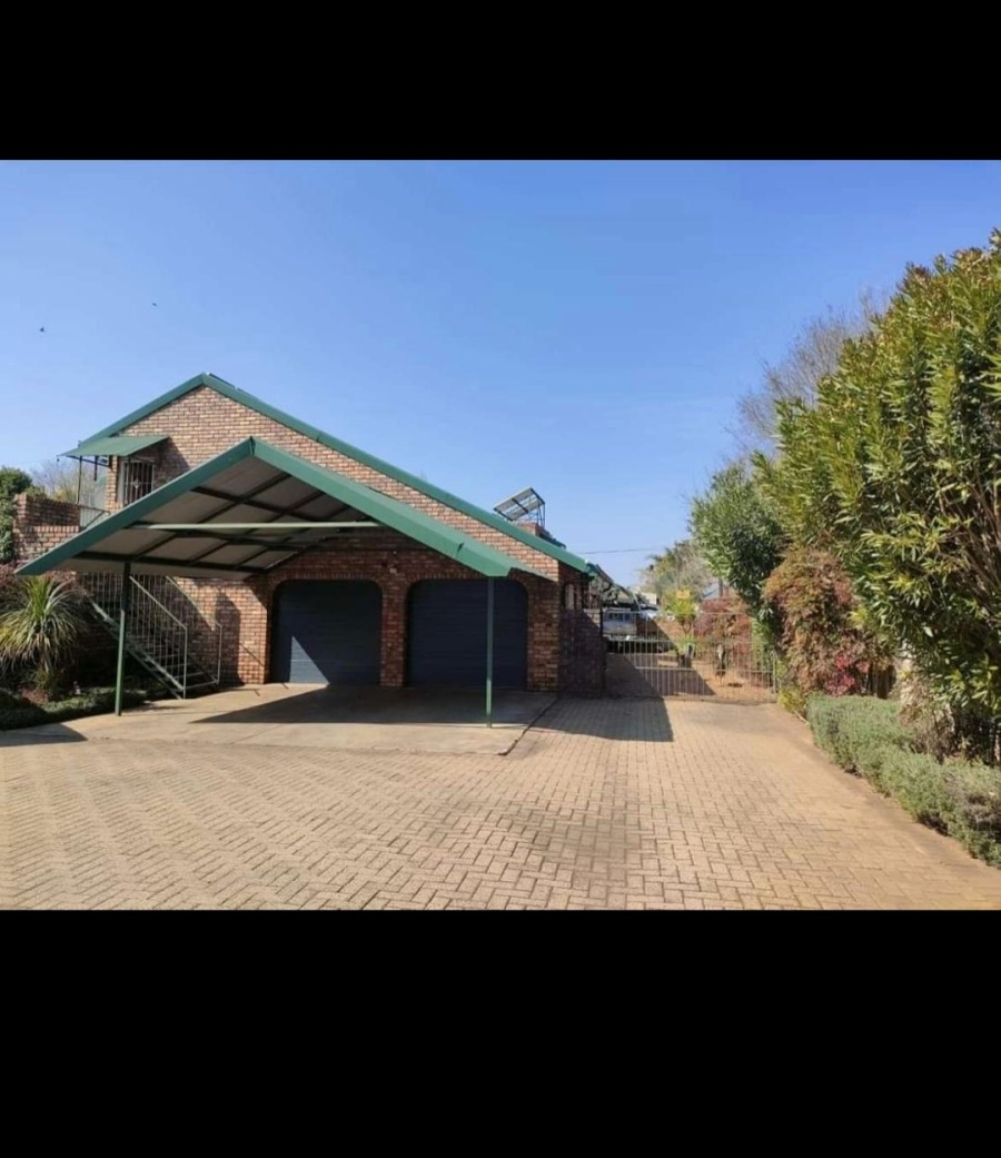 6 Bedroom Property for Sale in Middelburg South Mpumalanga