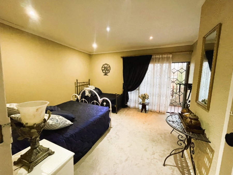 5 Bedroom Property for Sale in Noordrand Mpumalanga