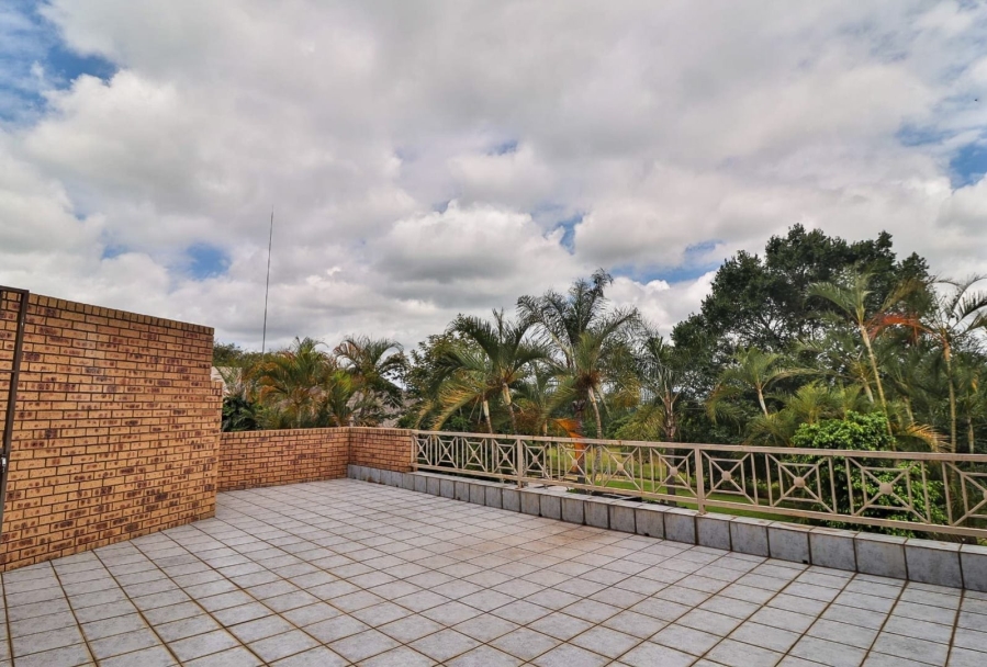 5 Bedroom Property for Sale in White River Estates Mpumalanga