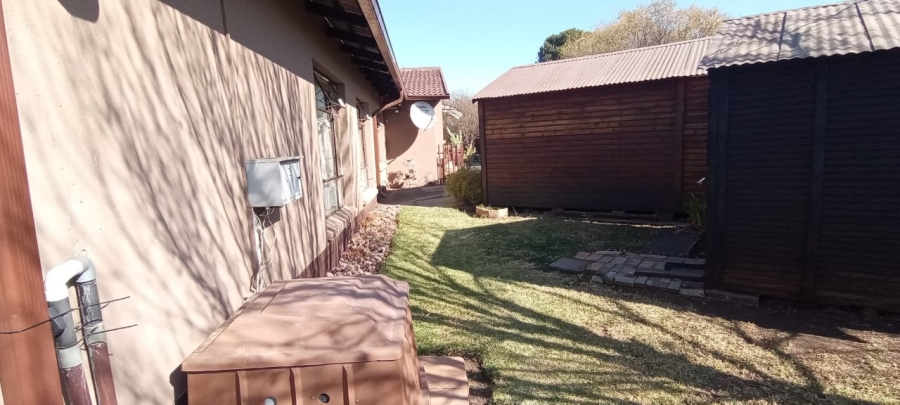 4 Bedroom Property for Sale in Kruinpark Mpumalanga