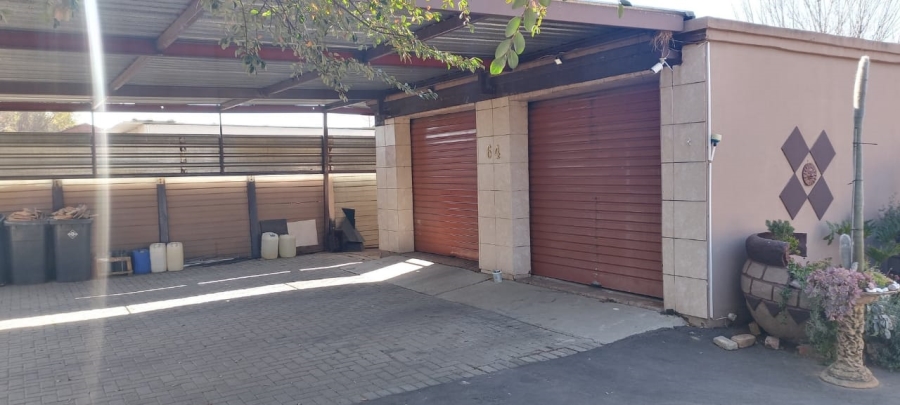 4 Bedroom Property for Sale in Kruinpark Mpumalanga