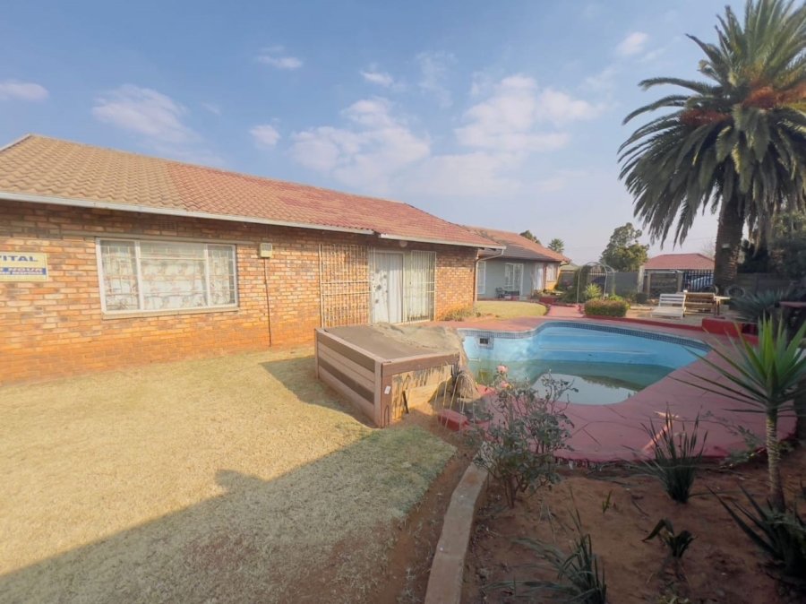 3 Bedroom Property for Sale in Tasbet Park Ext 2 Mpumalanga