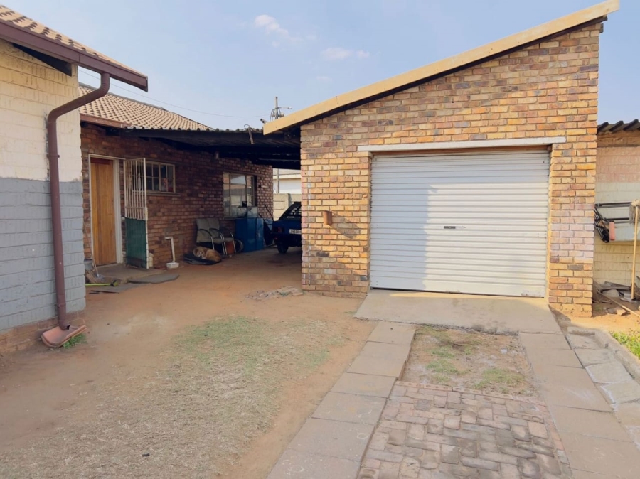 3 Bedroom Property for Sale in Tasbet Park Ext 2 Mpumalanga