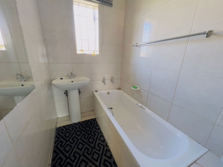 3 Bedroom Property for Sale in Tasbet Park Ext 2 Mpumalanga