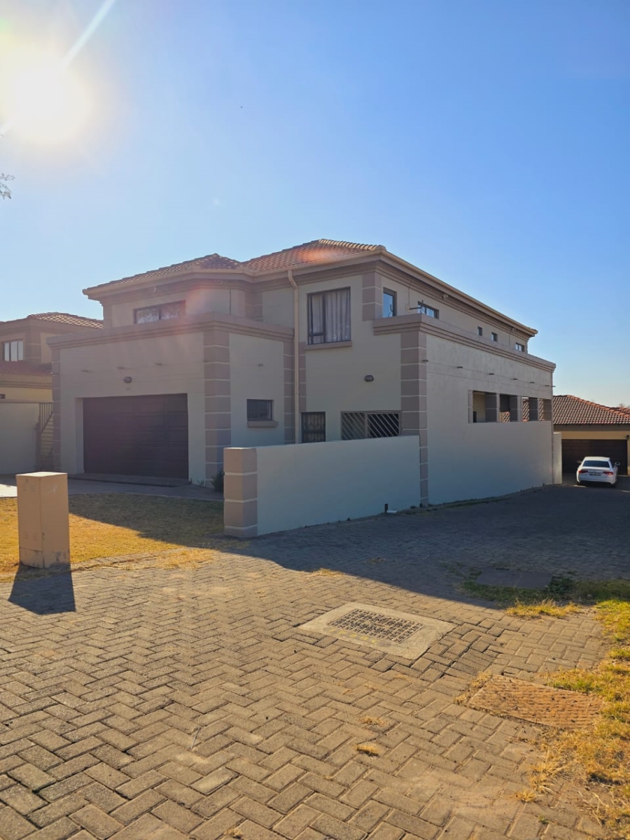 3 Bedroom Property for Sale in Reyno Ridge Mpumalanga