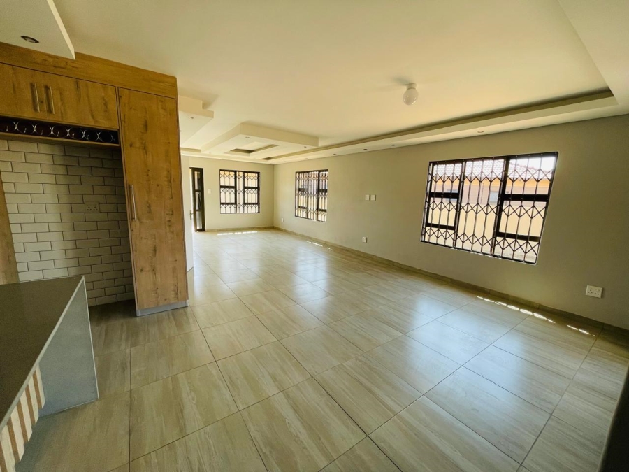 3 Bedroom Property for Sale in Aerorand Mpumalanga