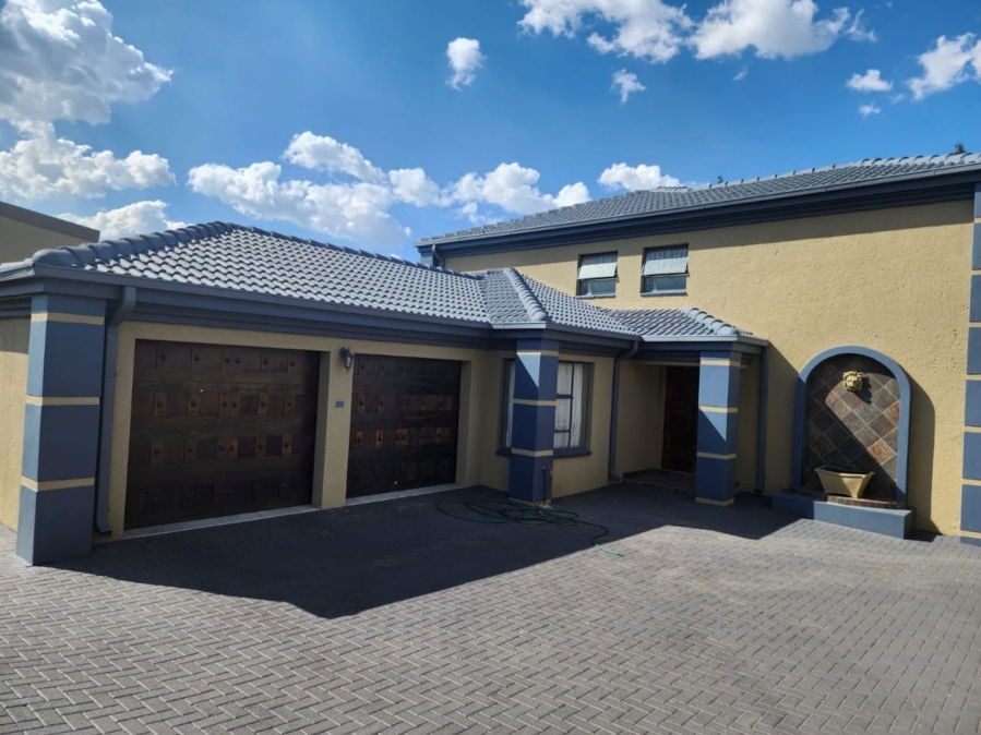 4 Bedroom Property for Sale in Reyno Ridge Mpumalanga