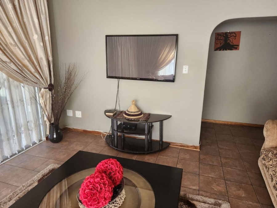 4 Bedroom Property for Sale in Reyno Ridge Mpumalanga