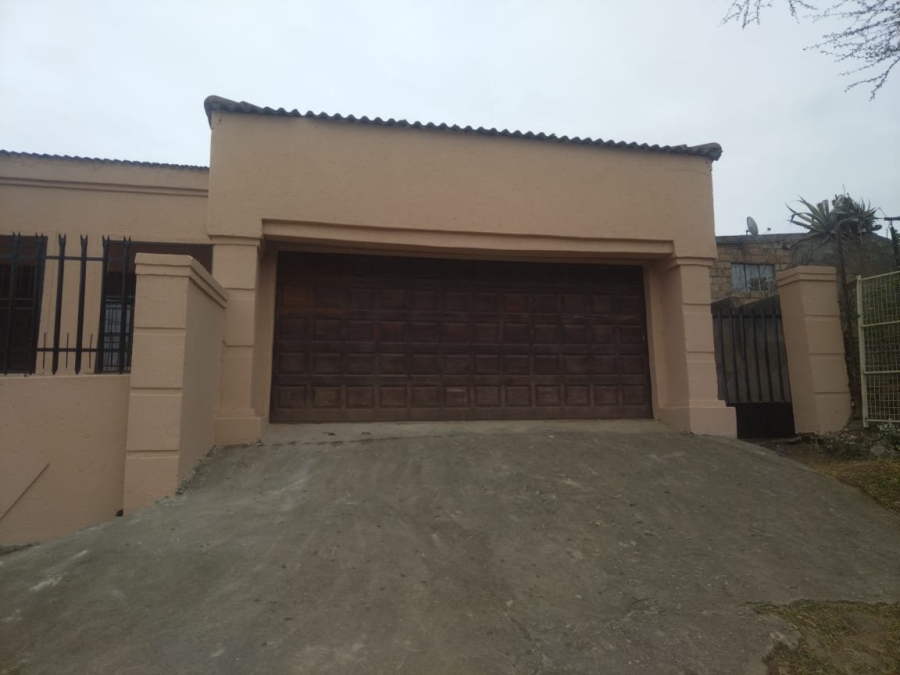 3 Bedroom Property for Sale in Kanyamazane Mpumalanga