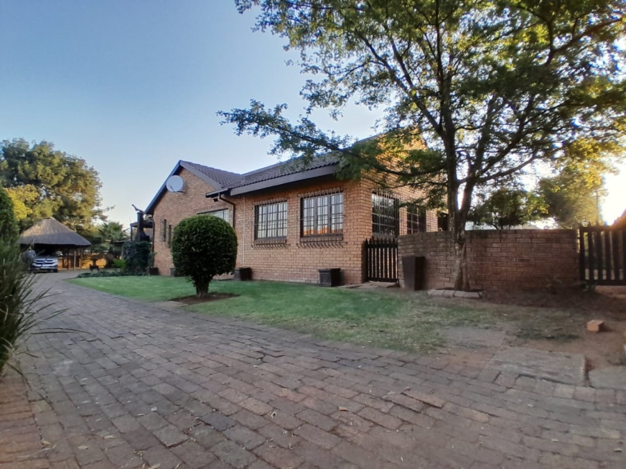 3 Bedroom Property for Sale in Ben Fleur Mpumalanga