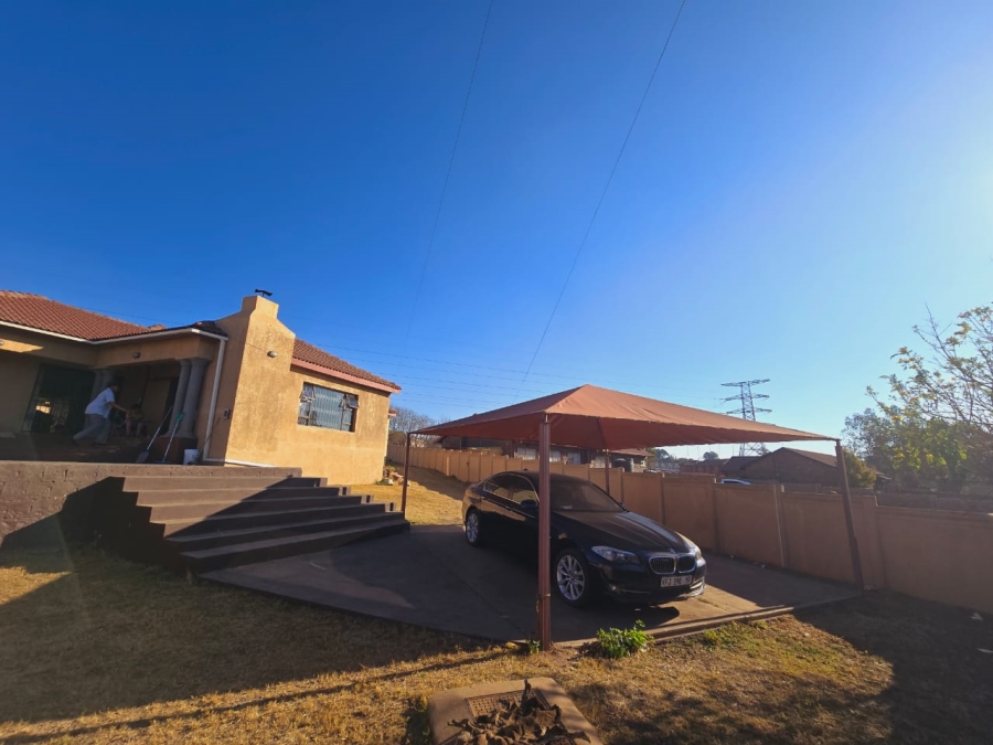 3 Bedroom Property for Sale in Die Heuwel Mpumalanga