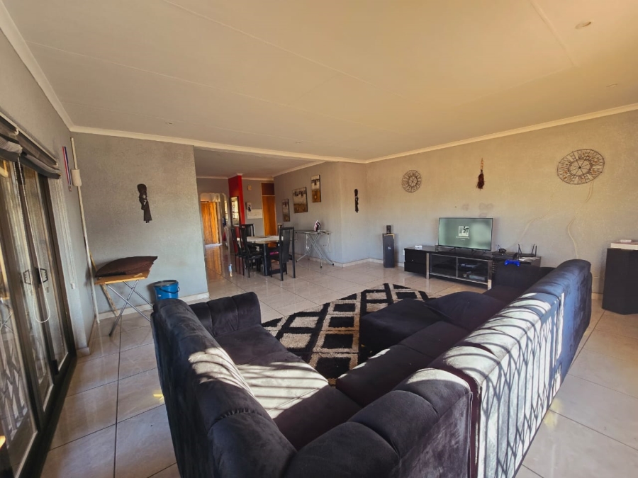 3 Bedroom Property for Sale in Die Heuwel Mpumalanga