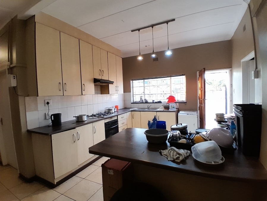 5 Bedroom Property for Sale in Witbank Ext 5 Mpumalanga