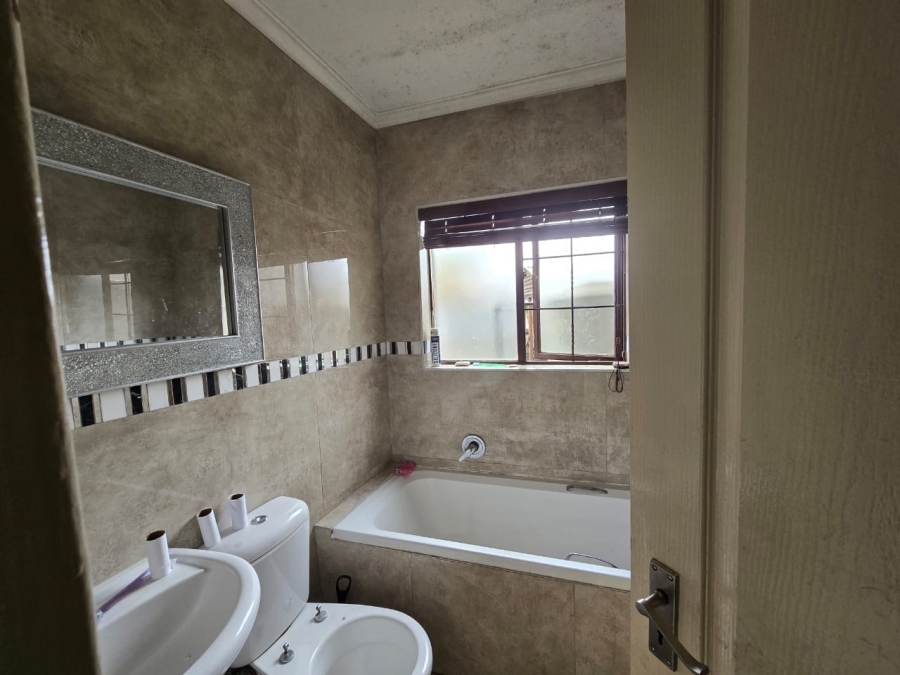 3 Bedroom Property for Sale in Reyno Ridge Mpumalanga